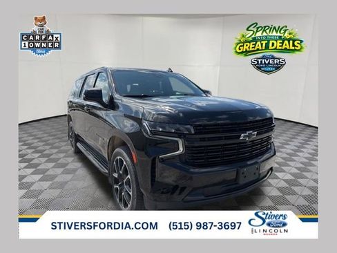 Used 2023 Chevrolet Suburban RST w/ Sport Performance Package image 1