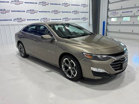 Used 2020 Chevrolet Malibu LT FWD image 9