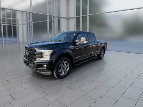 Used 2018 Ford F150 Lariat w/ Equipment Group 502A Luxury AWD/4WD image 4
