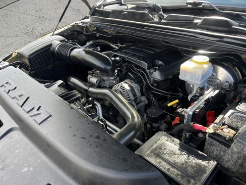 Used 2020 RAM 1500 Big Horn w/ Built-to-serve Edition image 30