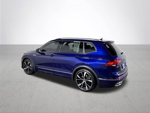 Used 2022 Volkswagen Tiguan SEL R-Line AWD/4WD image 8