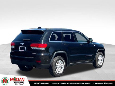 Used 2019 Jeep Grand Cherokee Laredo AWD/4WD image 5
