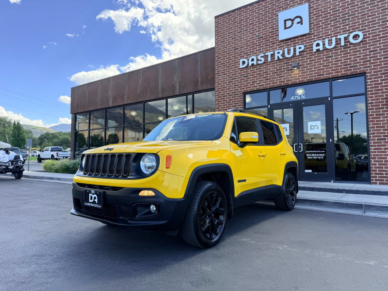 Used 2017 Jeep Renegade Altitude AWD/4WD image 4
