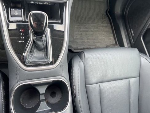 Used 2025 Subaru Outback Limited image 15