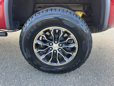 Used 2021 Chevrolet Colorado ZR2 image 23