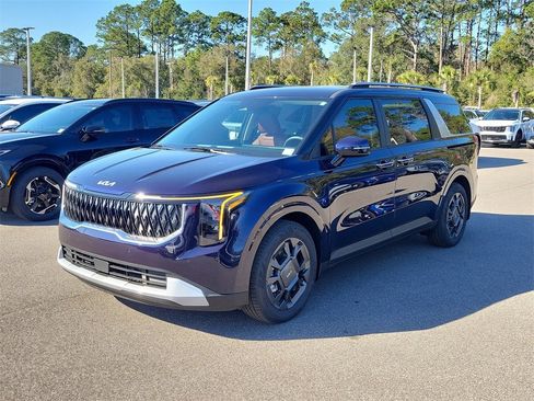 New 2026 Kia Carnival EX image 3