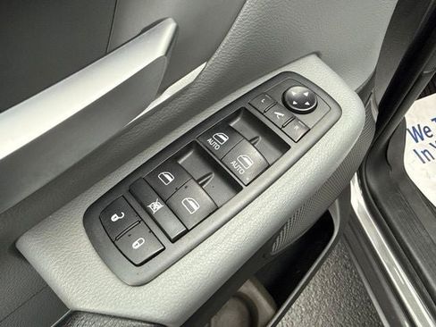 Used 2020 RAM 1500 Big Horn AWD/4WD image 22