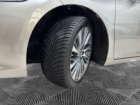 Used 2020 Lexus ES 350 w/ Premium Package image 27