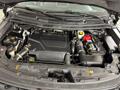 Used 2017 Ford Explorer Sport image 24