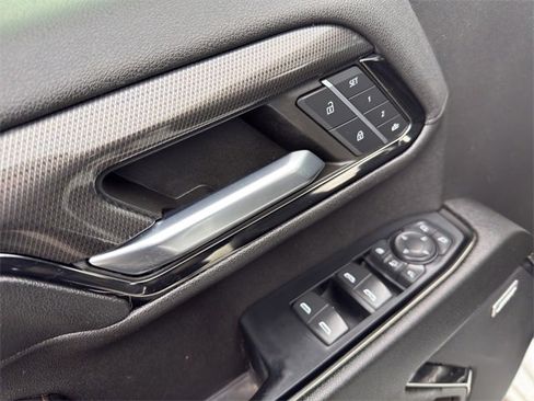 Used 2024 GMC Sierra 2500 AT4 w/ AT4 Preferred Package image 12