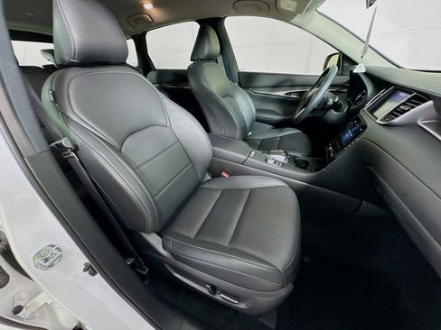 Certified 2024 INFINITI QX50 Pure FWD image 37