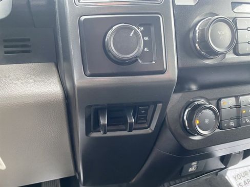 Used 2022 Ford F350 XLT AWD/4WD image 23