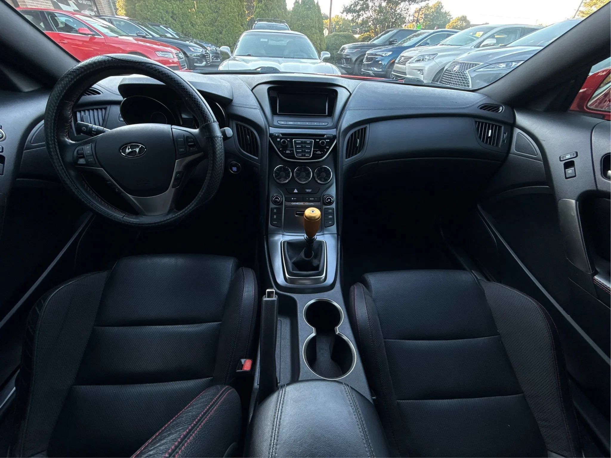 Used 2016 Hyundai Genesis Coupe 3.8 RWD image 30