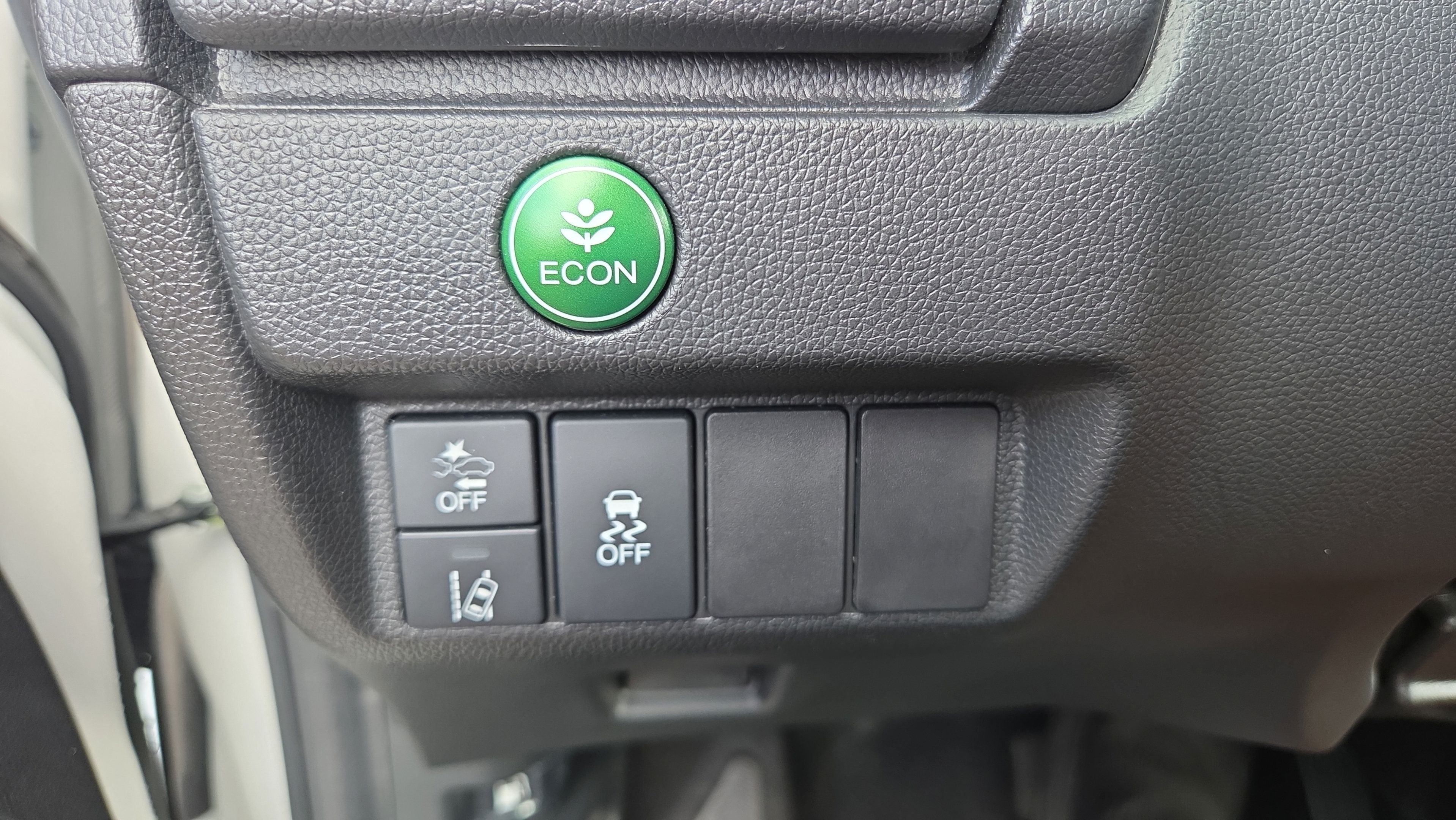 Used 2018 Honda Fit EX image 38