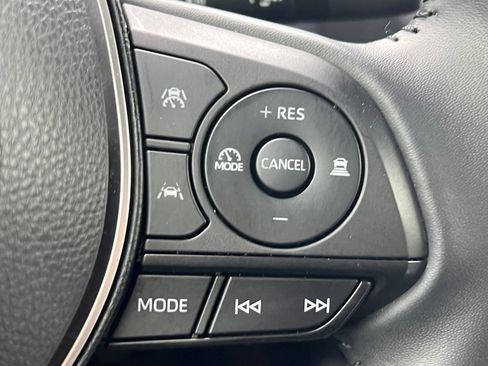 Used 2023 Toyota Corolla XSE FWD image 12