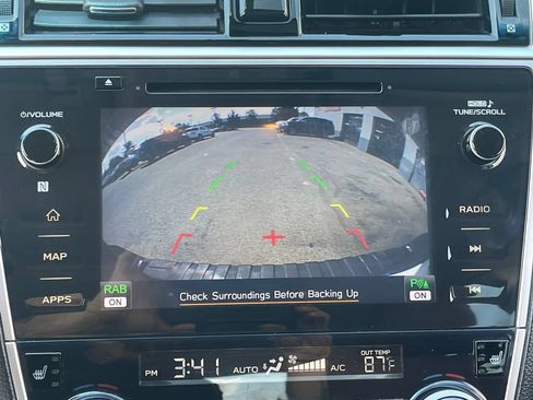 Used 2019 Subaru Outback 3.6R Touring AWD/4WD image 43