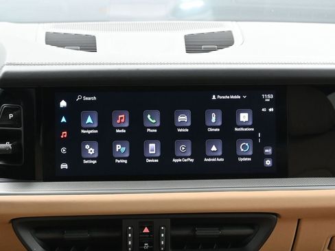 New 2025 Porsche Cayenne image 21