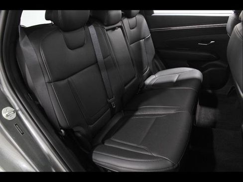 Used 2023 Hyundai Tucson SEL w/ Convenience Package FWD image 17