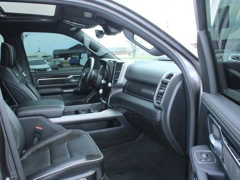Used 2021 RAM 1500 Laramie w/ Sport Appearance Package image 11