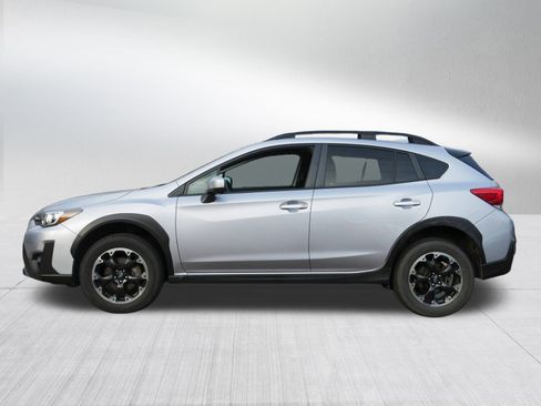 Used 2023 Subaru Crosstrek 2.0i Premium image 4