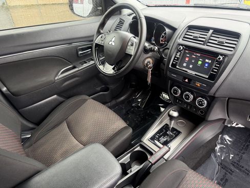 Used 2018 Mitsubishi Outlander Sport LE image 22