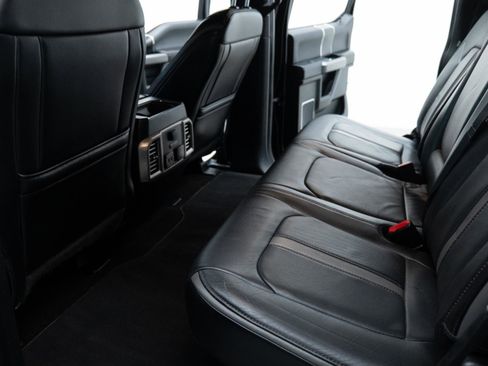 Used 2019 Ford F150 Platinum w/ Technology Package image 21