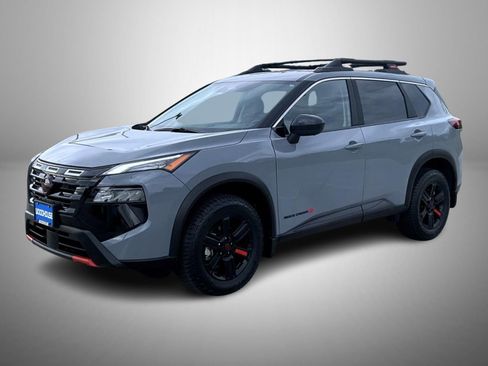 Certified 2025 Nissan Rogue SV AWD/4WD image 1