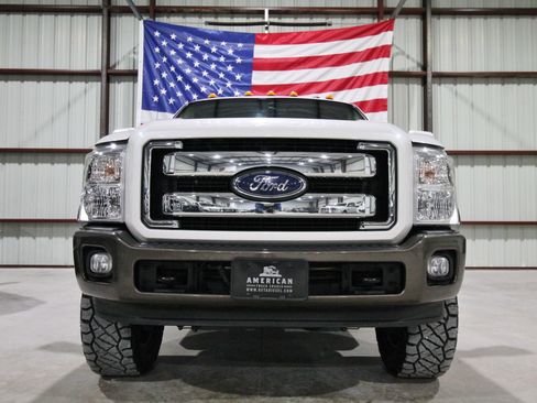 Used 2016 Ford F250 King Ranch w/ FX4 Off-Road Package image 2