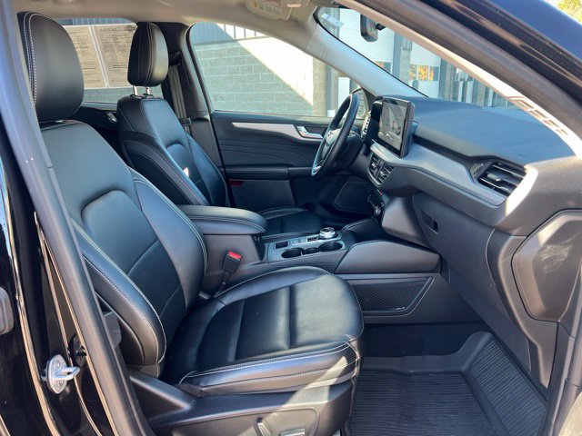 Used 2023 Ford Escape Platinum AWD/4WD image 11