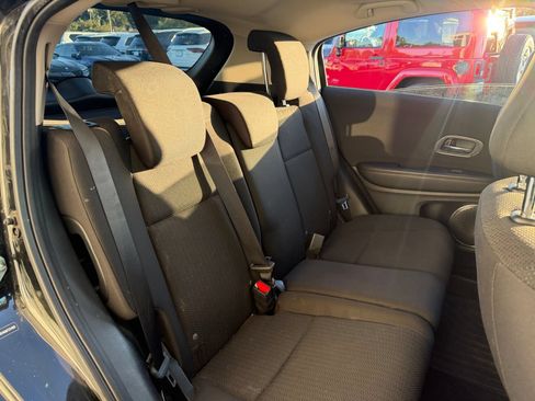 Used 2016 Honda HR-V EX image 17