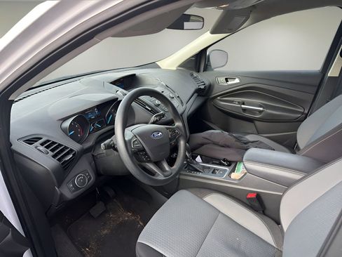 Used 2018 Ford Escape SE image 9