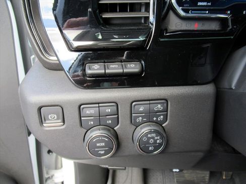 Certified 2024 Chevrolet Silverado 1500 ZR2 w/ Technology Package image 23