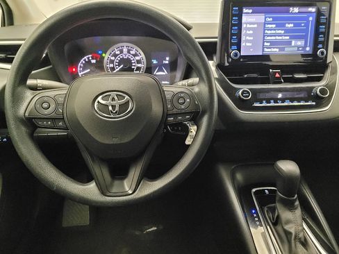 Used 2022 Toyota Corolla LE FWD image 22