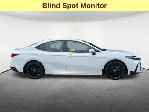 Certified 2025 Toyota Camry SE w/ Convenience Package FWD image 4