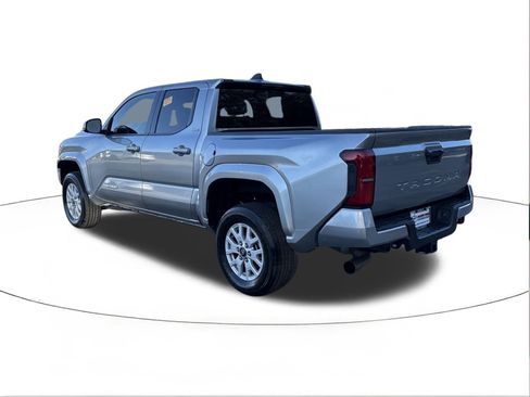 Used 2024 Toyota Tacoma SR5 image 5