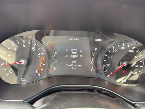 New 2026 Jeep Compass Limited image 12