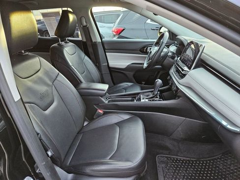 Used 2022 Jeep Compass Limited image 35