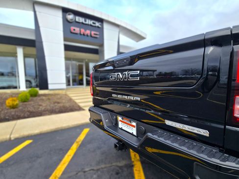 New 2026 GMC Sierra 1500 Elevation w/ Preferred Package image 40