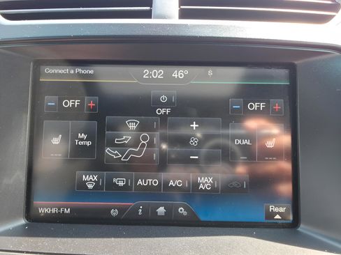 Used 2016 Ford Explorer XLT w/ Equipment Group 202A image 36