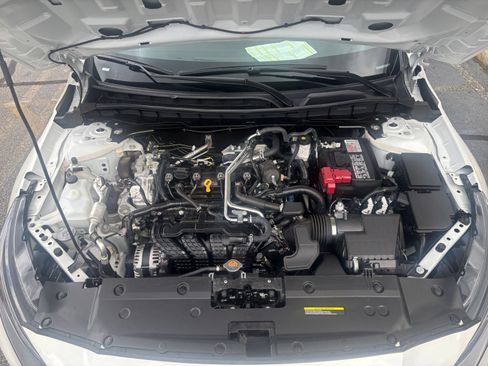 Used 2026 Nissan Altima 2.5 SV FWD image 32