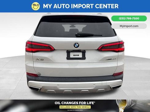 Used 2019 BMW X5 xDrive50i w/ Executive Package image 6