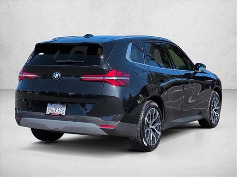 Used 2025 BMW X3 xDrive30i w/ Premium Package image 5