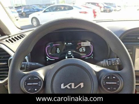 New 2025 Kia Soul LX image 11