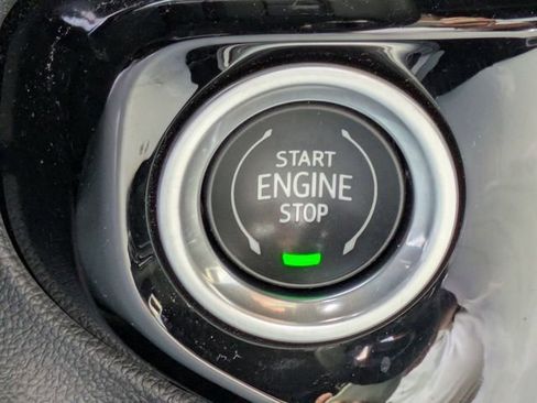 Used 2022 Chevrolet Silverado 1500 LT w/ Protection Package image 30