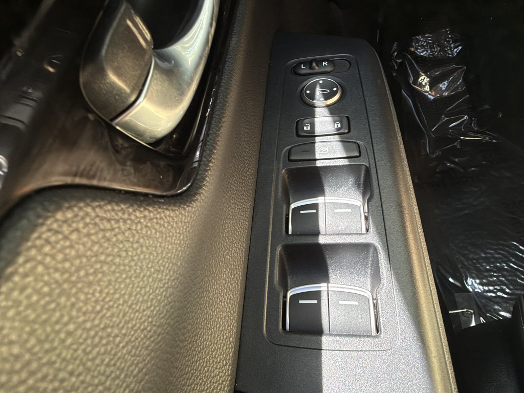 Used 2024 Honda CR-V EX-L image 27
