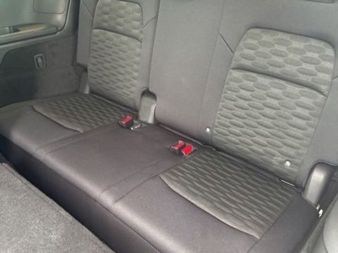 Used 2025 Nissan Pathfinder S FWD image 7