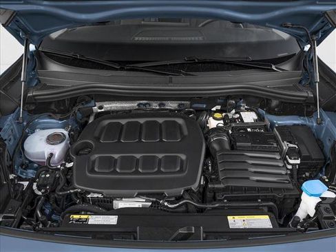 New 2026 Volkswagen Tiguan SE image 8