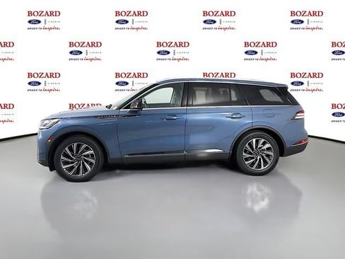 New 2026 Lincoln Aviator 2WD image 4