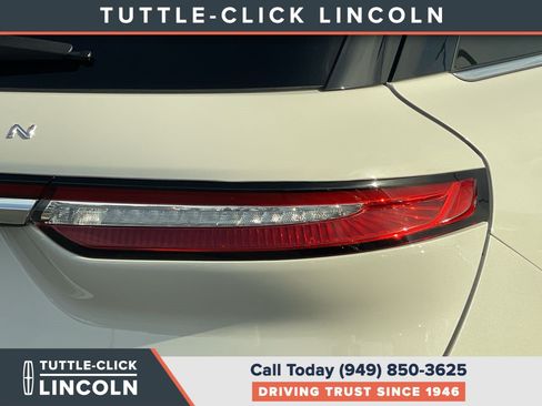 Used 2023 Lincoln Corsair Reserve w/ Equipment Group 201A AWD/4WD image 18