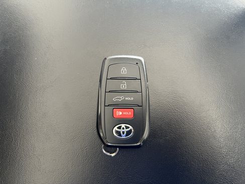 Used 2024 Toyota Grand Highlander AWD image 23
